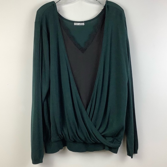 NWT Dex Reversible Knit Wrap Front Sweater with Cami in Pine Green & Black - Picture 1 of 6